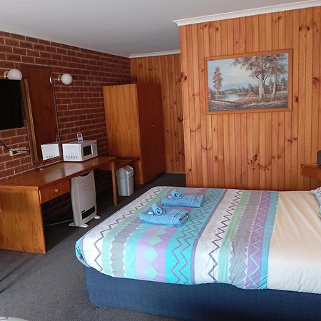 Orbost Country Road Motor Inn Buitenkant foto