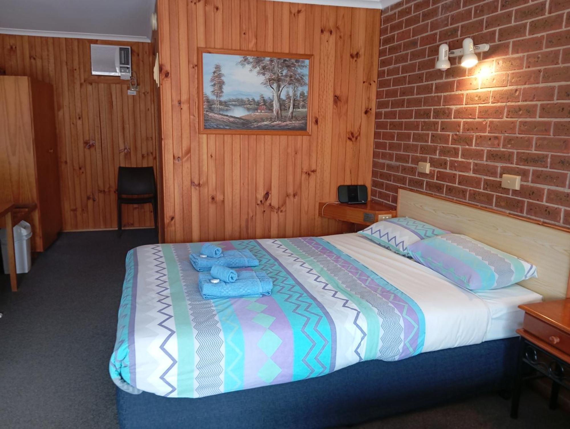 Orbost Country Road Motor Inn Buitenkant foto