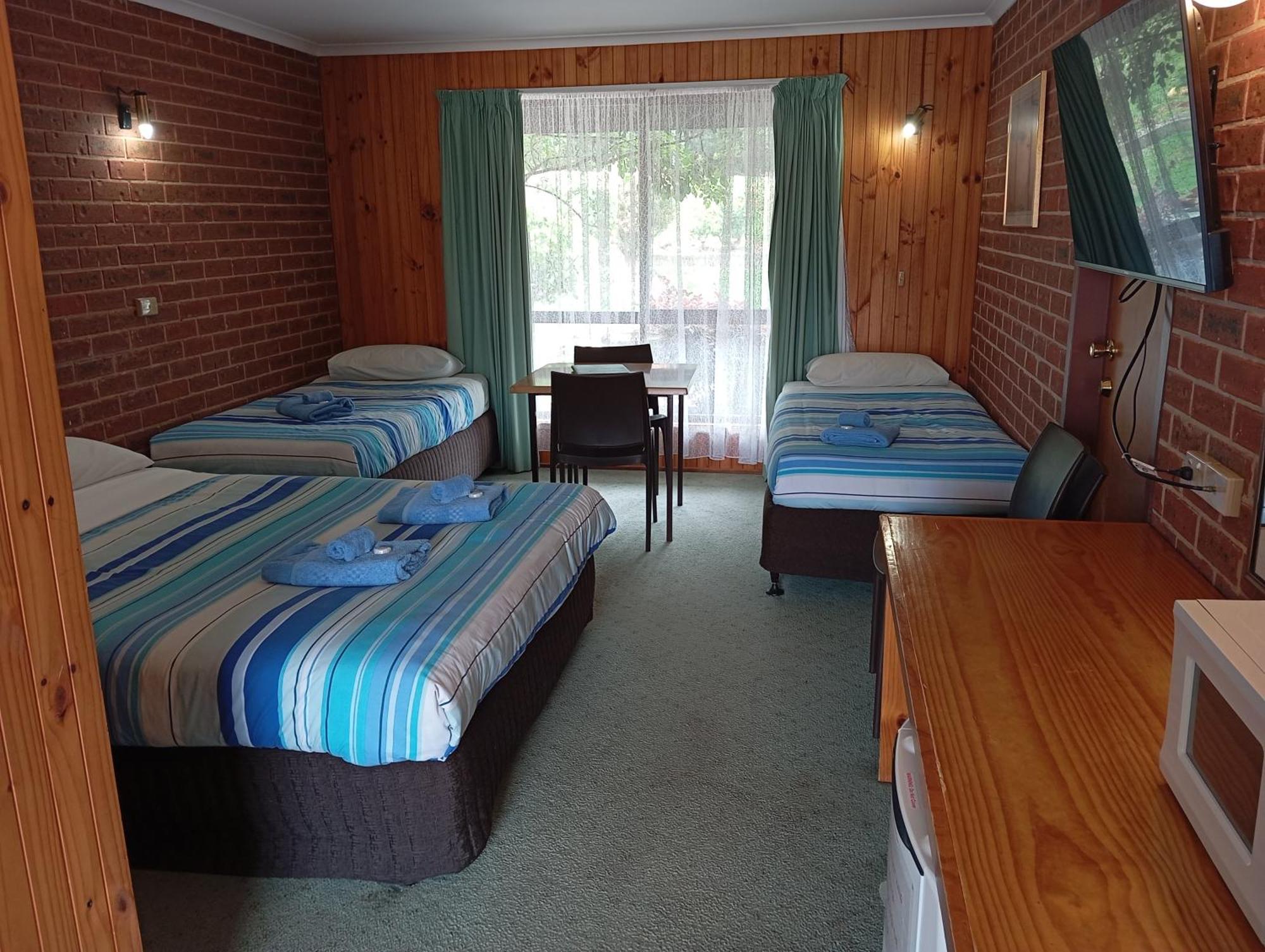 Orbost Country Road Motor Inn Buitenkant foto